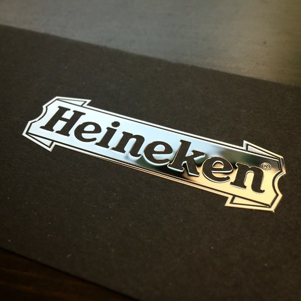 Золотая наклейка - металлостикер Heineken