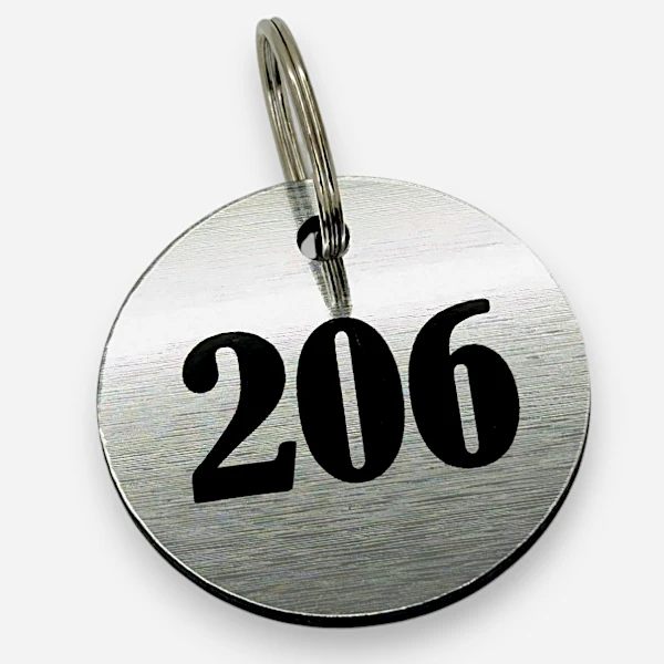 Металлизированный пластик с лазерной гравировкой