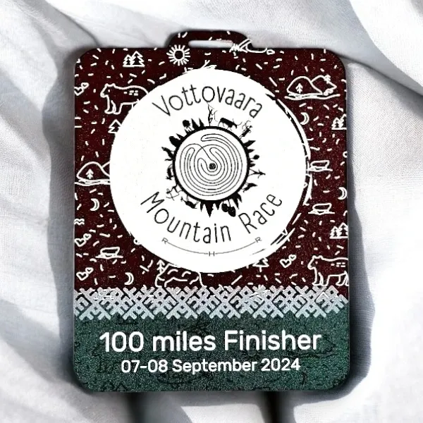 Прозрачный акрил толщиной 5 мм., нанесение УФ-печать