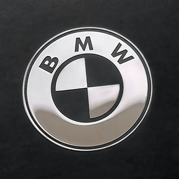 Металлическая наклейка под серебро BMW Металлическая наклейка под серебро BMW