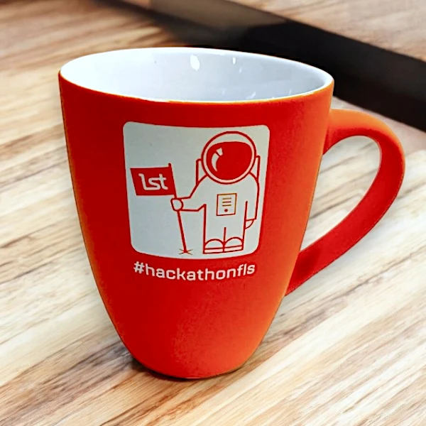 Керамическая кружка а покрытием софт-тач