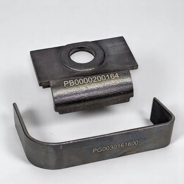 Нанесение серийного номера лазером