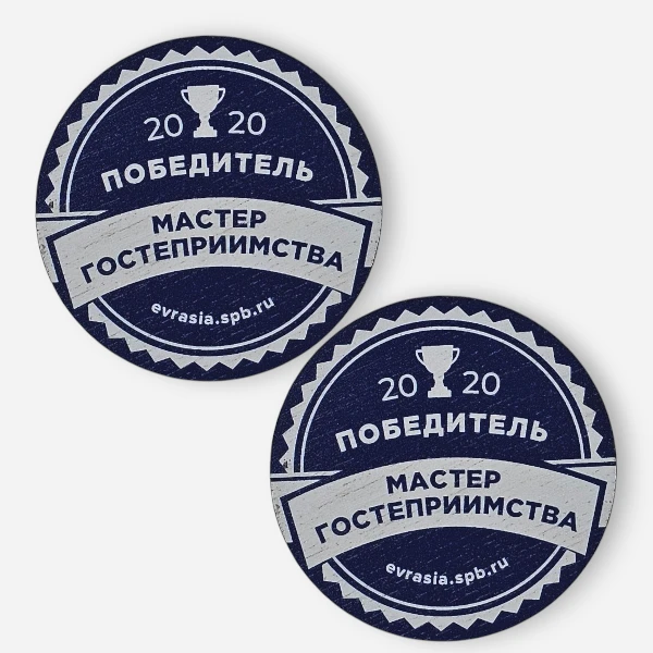 Шлифованная фанера с УФ-печатью, крепление булавка Шлифованная фанера с УФ-печатью, крепление булавка
