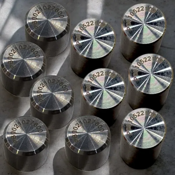 Лазерная маркировка металла. Серийный номер на стальных цилиндрах