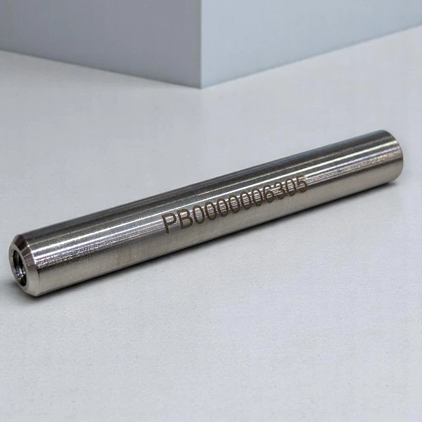 Нанесение серийного номера лазером