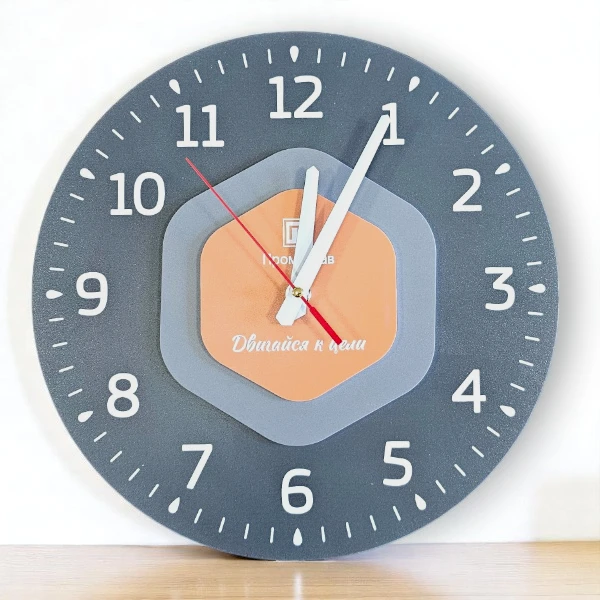 Часы с логотипом в три уровня, полистирол с УФ-печатью Часы с логотипом в три уровня, полистирол с УФ-печатью