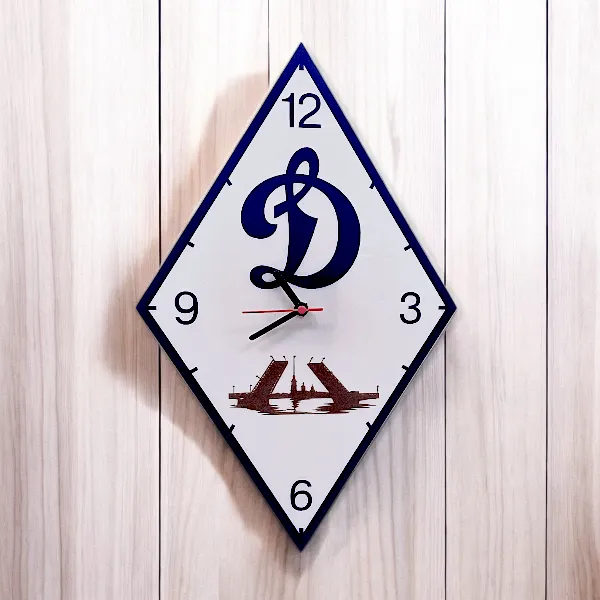 Часы из молочного акрила с печатью логотипа. Часы из молочного акрила с печатью логотипа.