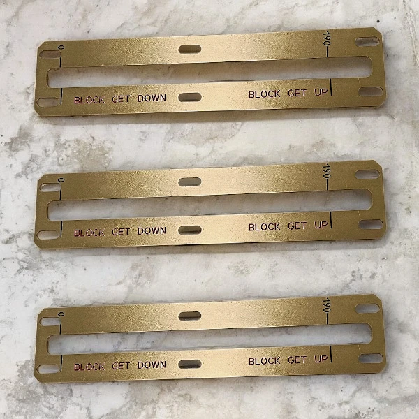 Лазерная маркировка металла. Латунь 3 мм фрезерная резка.