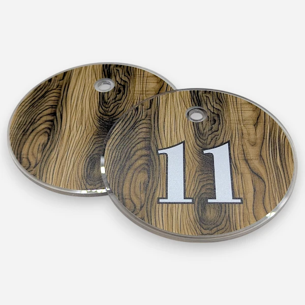 УФ-печать на прозрачном акриле с технологическими отступами